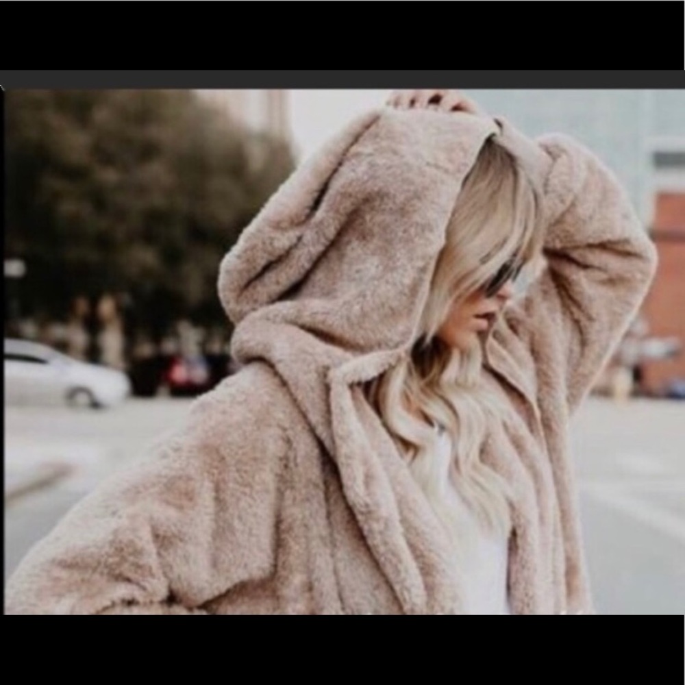 Final price NWOT. Super soft Teddy coat